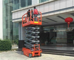 剪叉自行走升降機(jī) (4)